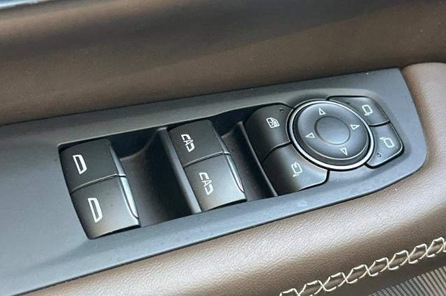 2025 GMC Yukon Denali Ultimate