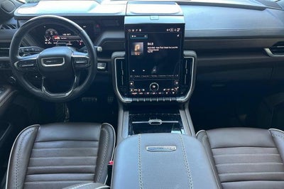 2025 GMC Yukon Denali Ultimate