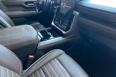 2025 GMC Yukon Denali Ultimate