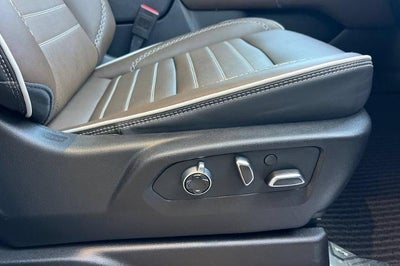 2025 GMC Yukon Denali Ultimate