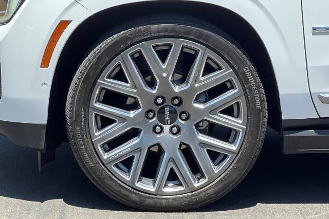2025 GMC Yukon Denali Ultimate