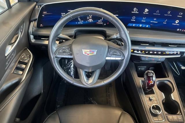 2025 Cadillac XT4 Premium Luxury