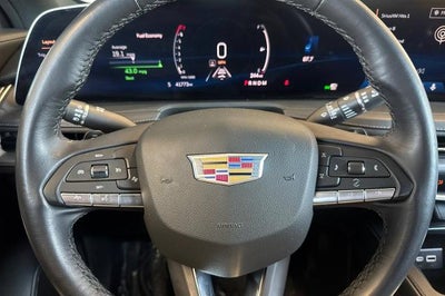 2025 Cadillac XT4 Premium Luxury