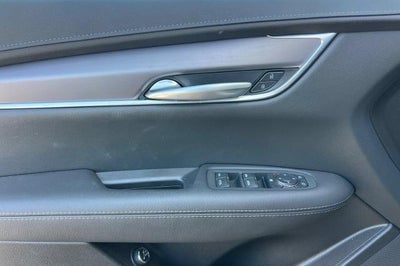 2025 Cadillac XT5 Luxury