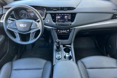 2025 Cadillac XT5 Luxury