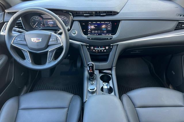 2025 Cadillac XT5 Luxury