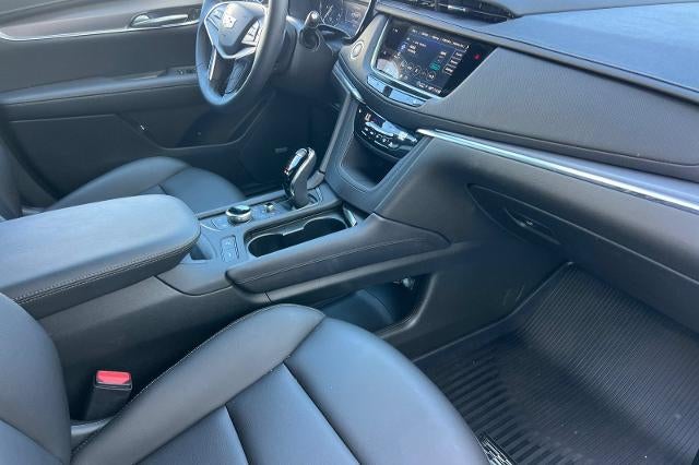 2025 Cadillac XT5 Luxury