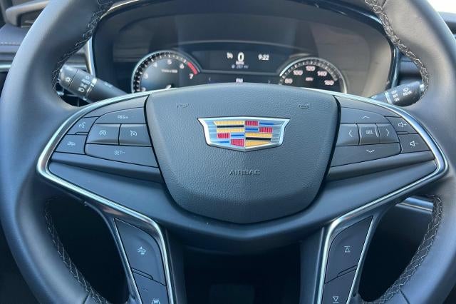 2025 Cadillac XT5 Luxury