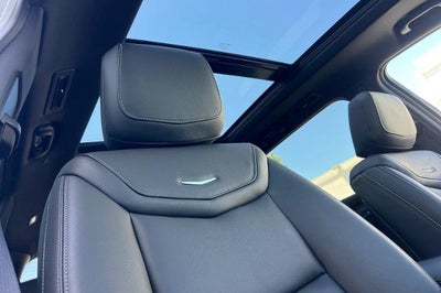 2025 Cadillac XT6 Luxury