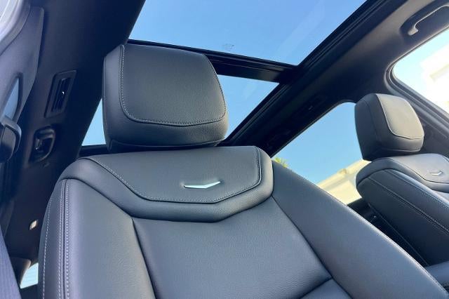 2025 Cadillac XT6 Luxury