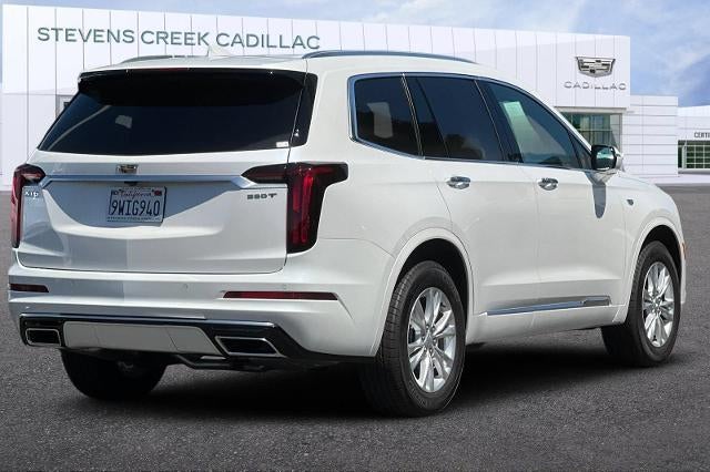 2025 Cadillac XT6 Luxury