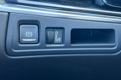 2025 Cadillac XT6 Luxury