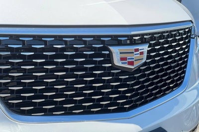 2025 Cadillac XT6 Luxury