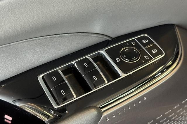 2024 Cadillac LYRIQ Luxury 1