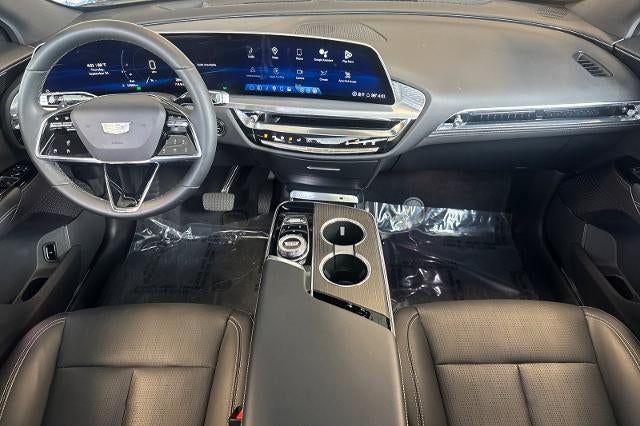 2024 Cadillac LYRIQ Luxury 1