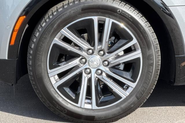 2024 Cadillac LYRIQ Luxury 1