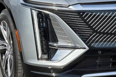 2024 Cadillac LYRIQ Luxury 1