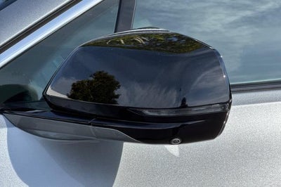 2024 Cadillac LYRIQ Luxury 1
