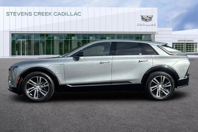 2024 Cadillac LYRIQ Luxury 1