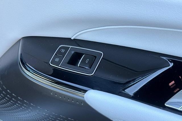 2024 Cadillac LYRIQ Sport 1