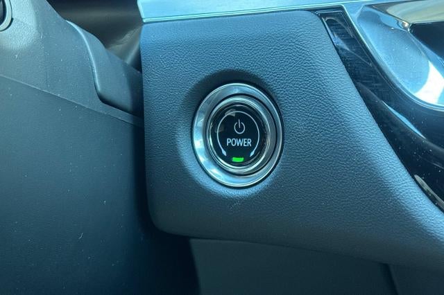 2024 Cadillac LYRIQ Sport 3