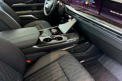 2026 Cadillac ESCALADE IQL Sport