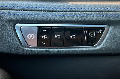 2026 Cadillac ESCALADE IQL Sport