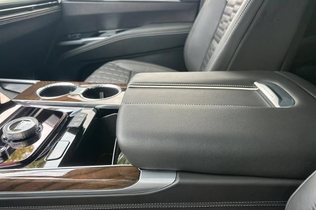 2025 Cadillac Escalade ESV Sport Platinum