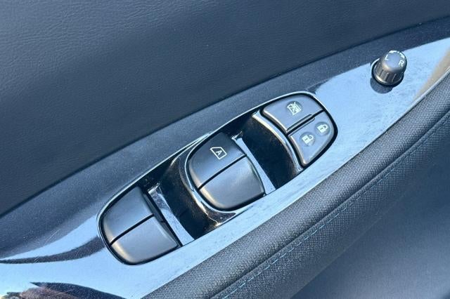 2023 Nissan LEAF SV PLUS