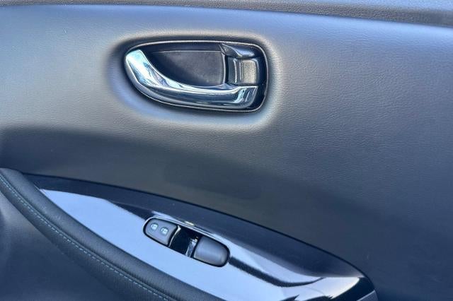 2023 Nissan LEAF SV PLUS