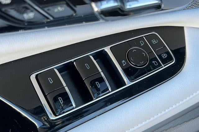 2026 Cadillac OPTIQ Premium Luxury