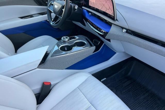 2026 Cadillac OPTIQ Premium Luxury