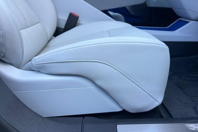 2026 Cadillac OPTIQ Premium Luxury