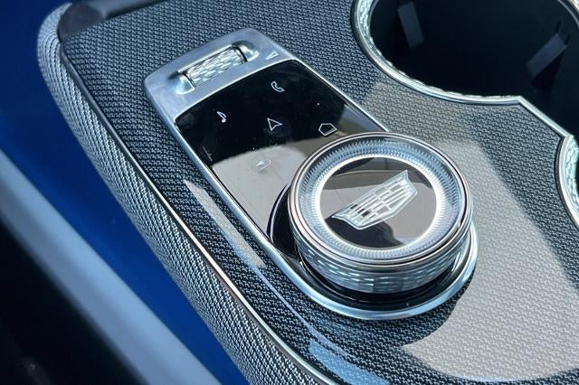 2026 Cadillac OPTIQ Premium Luxury