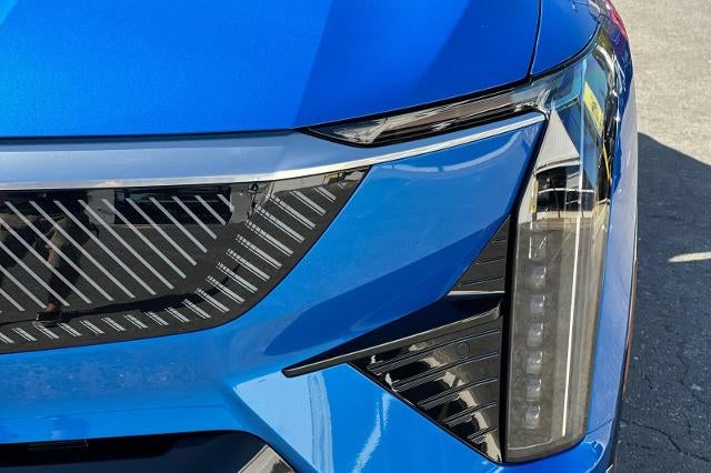 2026 Cadillac OPTIQ Premium Luxury