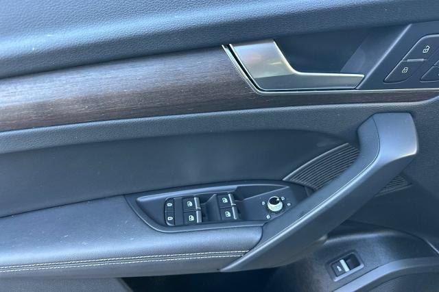 2024 Audi Q5 S line Premium Plus