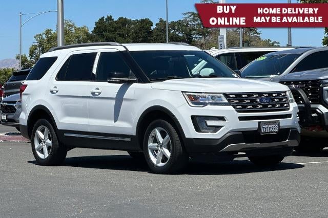 2017 Ford Explorer XLT 4WD's photo