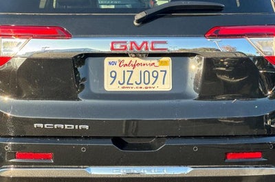 2023 GMC Acadia Denali