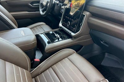 2025 GMC Yukon Denali Ultimate