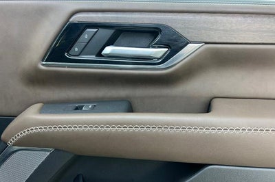 2025 GMC Yukon Denali Ultimate
