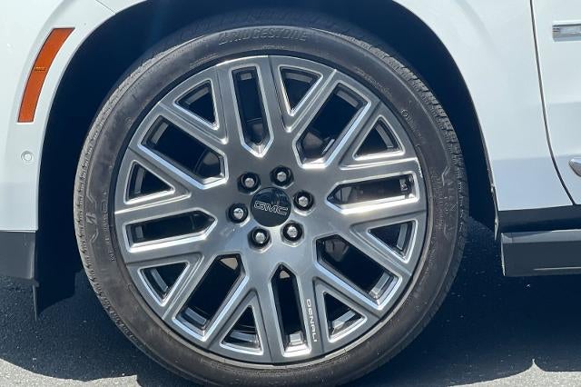 2025 GMC Yukon Denali Ultimate