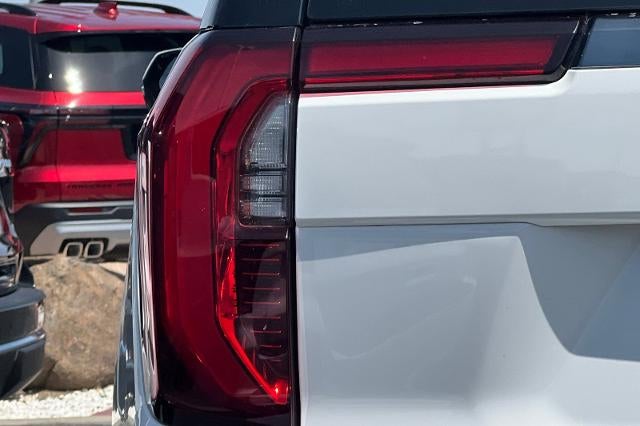 2025 GMC Yukon Denali Ultimate
