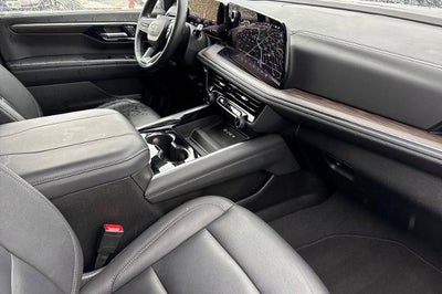 2025 Chevrolet Suburban Z71