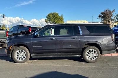 2025 Chevrolet Suburban Premier