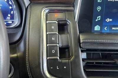 2023 Chevrolet Suburban LT