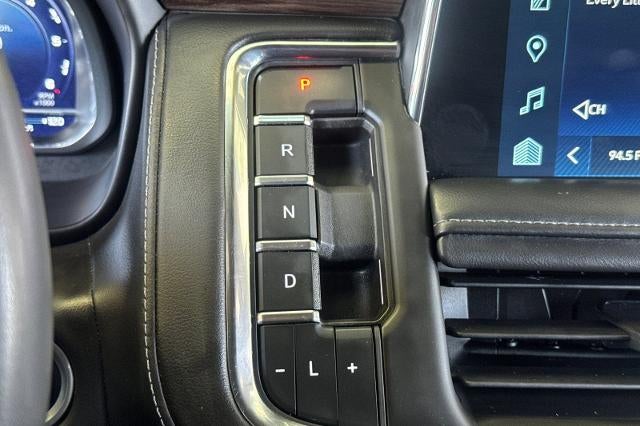 2023 Chevrolet Suburban LT