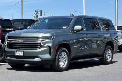 2023 Chevrolet Suburban LT