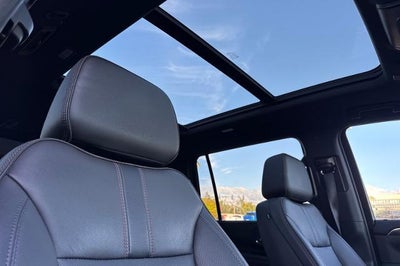 2023 Chevrolet Suburban RST