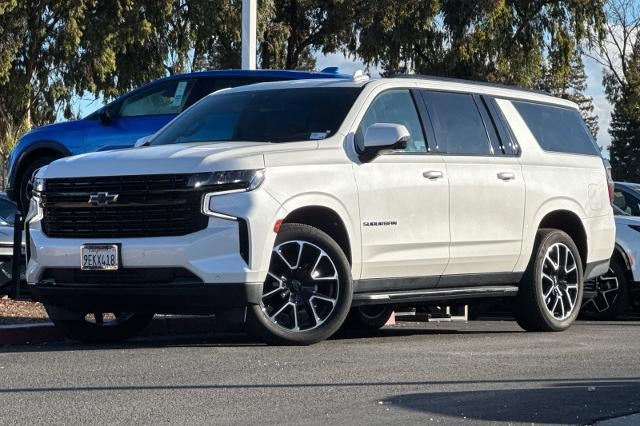 2023 Chevrolet Suburban RST