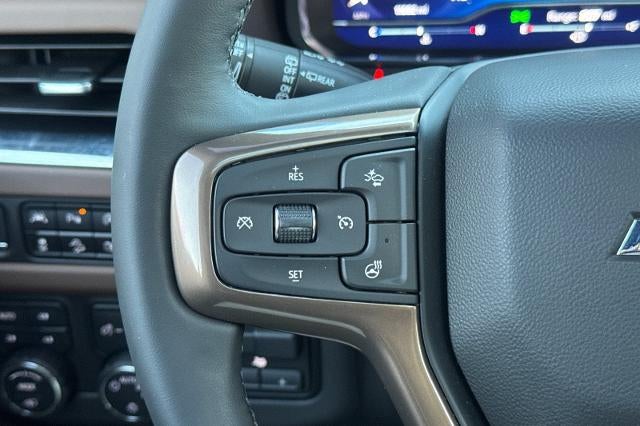 2023 Chevrolet Suburban High Country